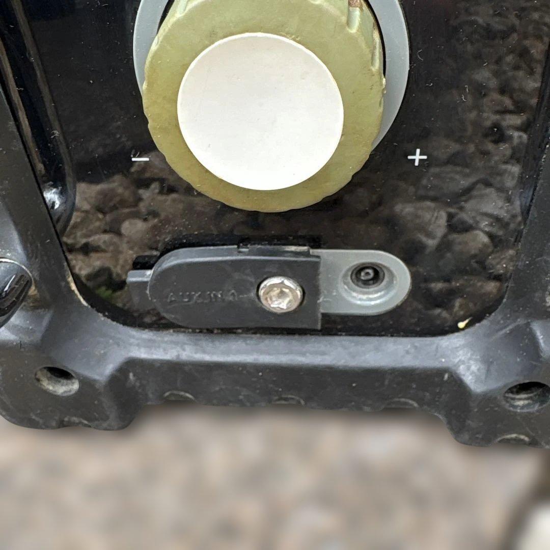 Makita MR103B 現場ラジオ
