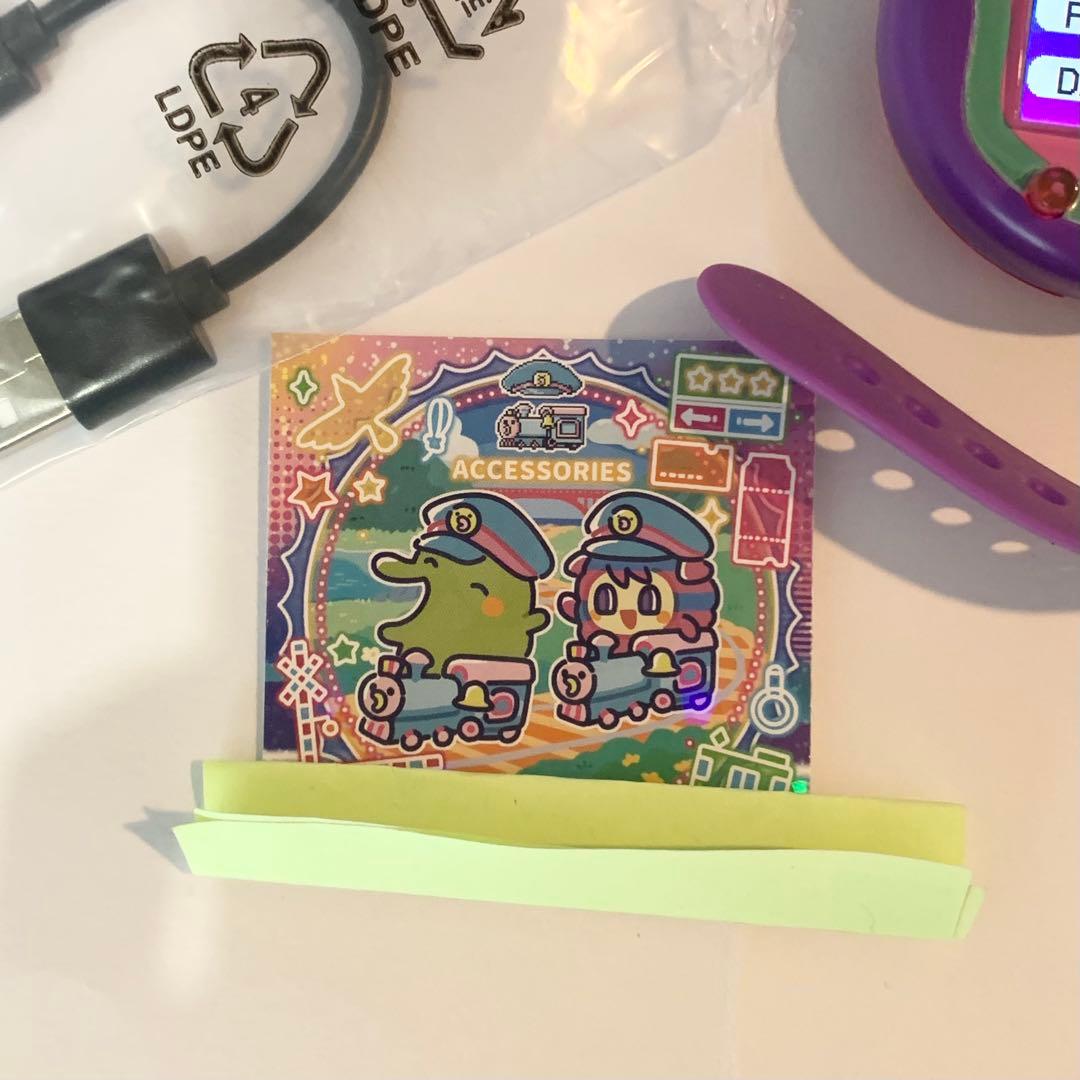 Tamagotchi Uni パープル　限定コードステッカー付き