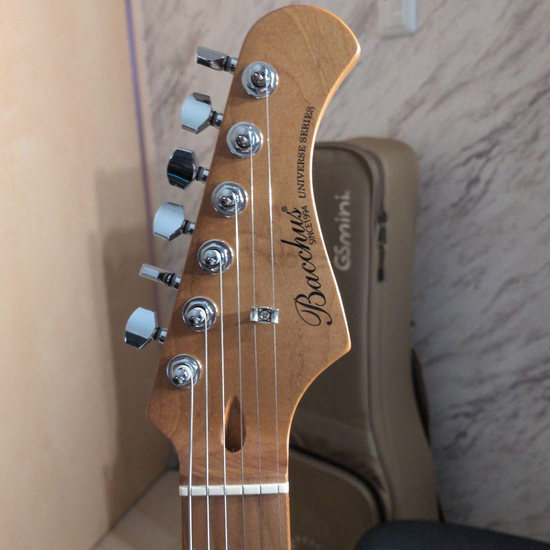 Bacchus Universe Series ムスタングタイプ エレキギター