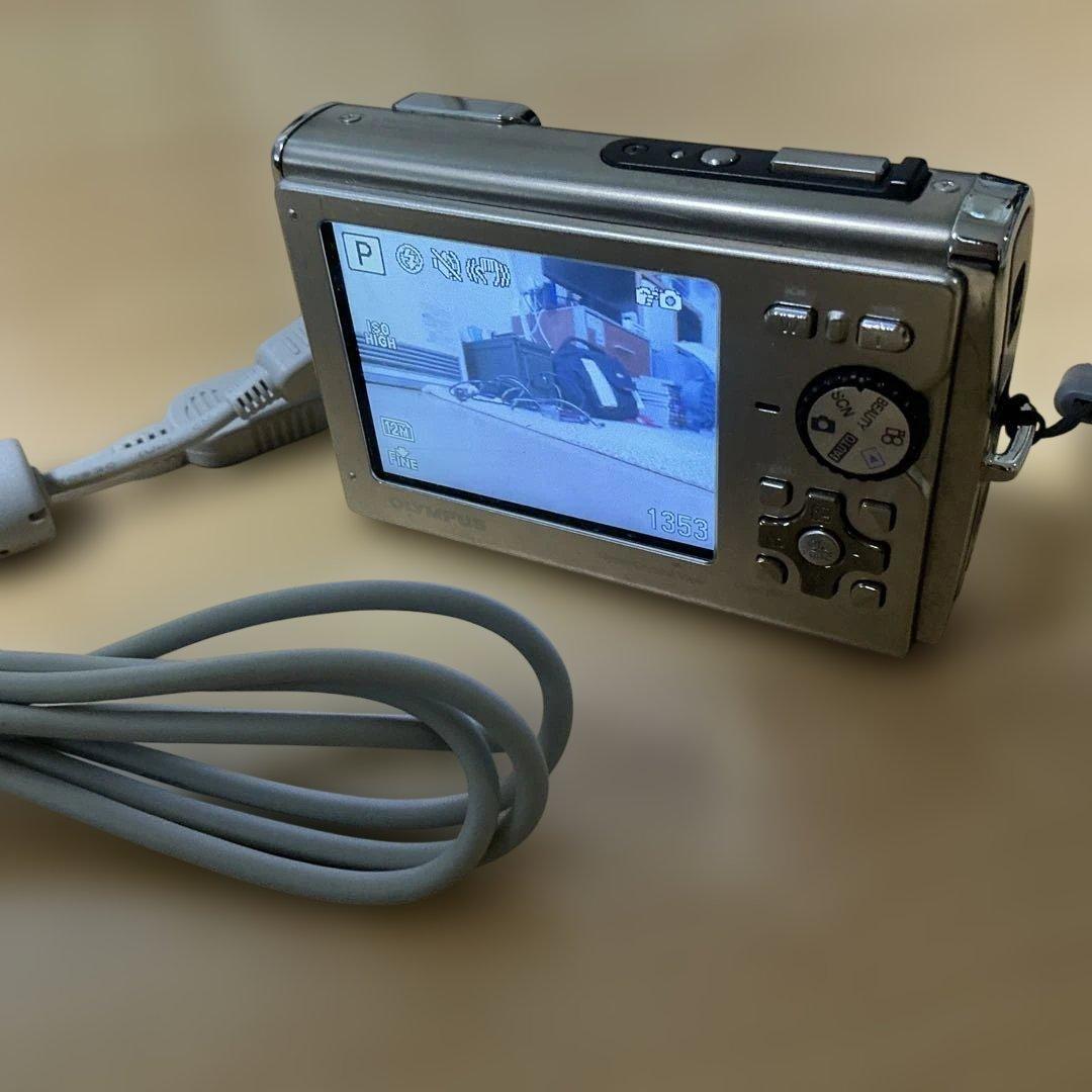 Olympus Tough デジタルカメラ