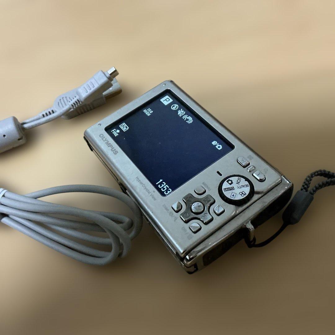 Olympus Tough デジタルカメラ