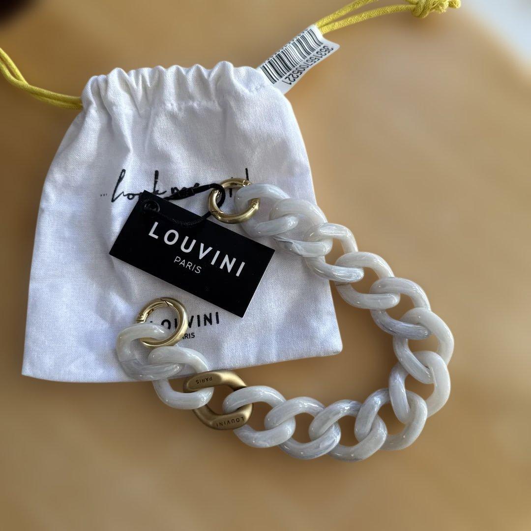 LOUVINIハンドストラップ
