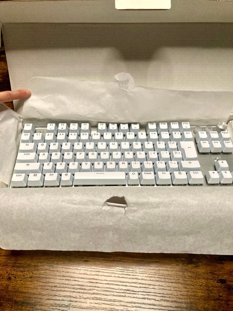 【新品】CORSAIR K70 PRO TKL ゲーミングキーボード コルセア