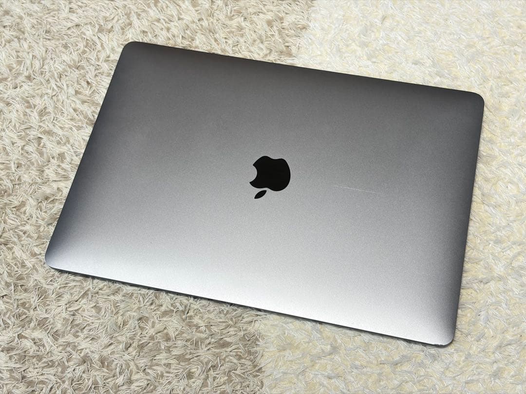 Apple MacBook Air 13インチ 2019 i5/8/256GB