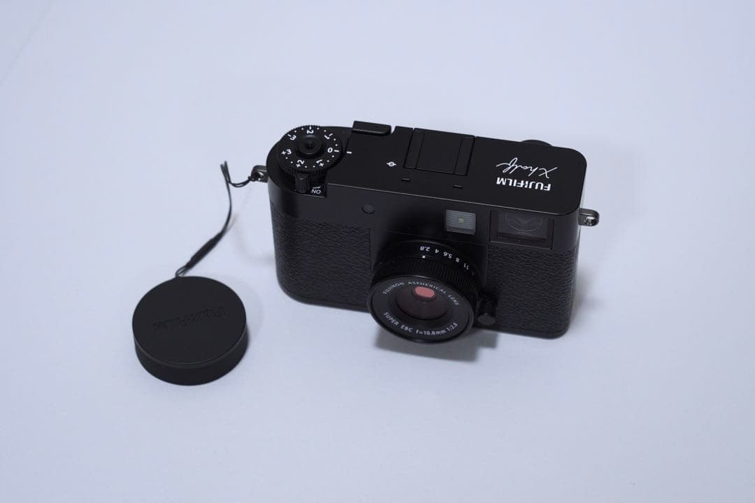 【極美品・保証書あり・231枚】FUJIFILM X-half Black