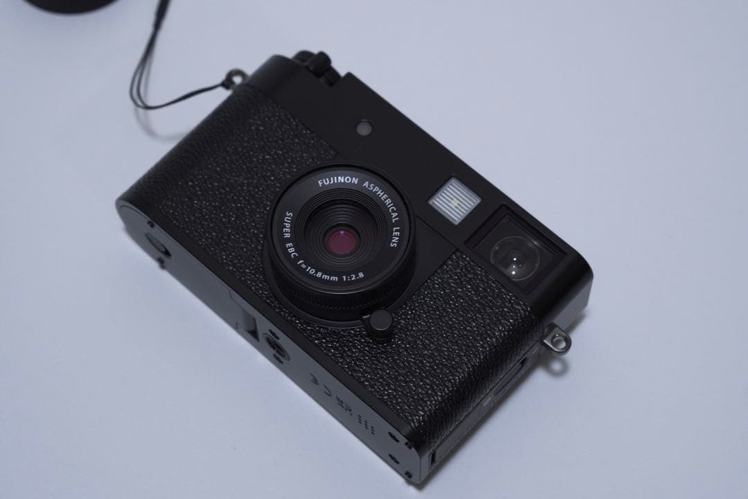 【極美品・保証書あり・231枚】FUJIFILM X-half Black
