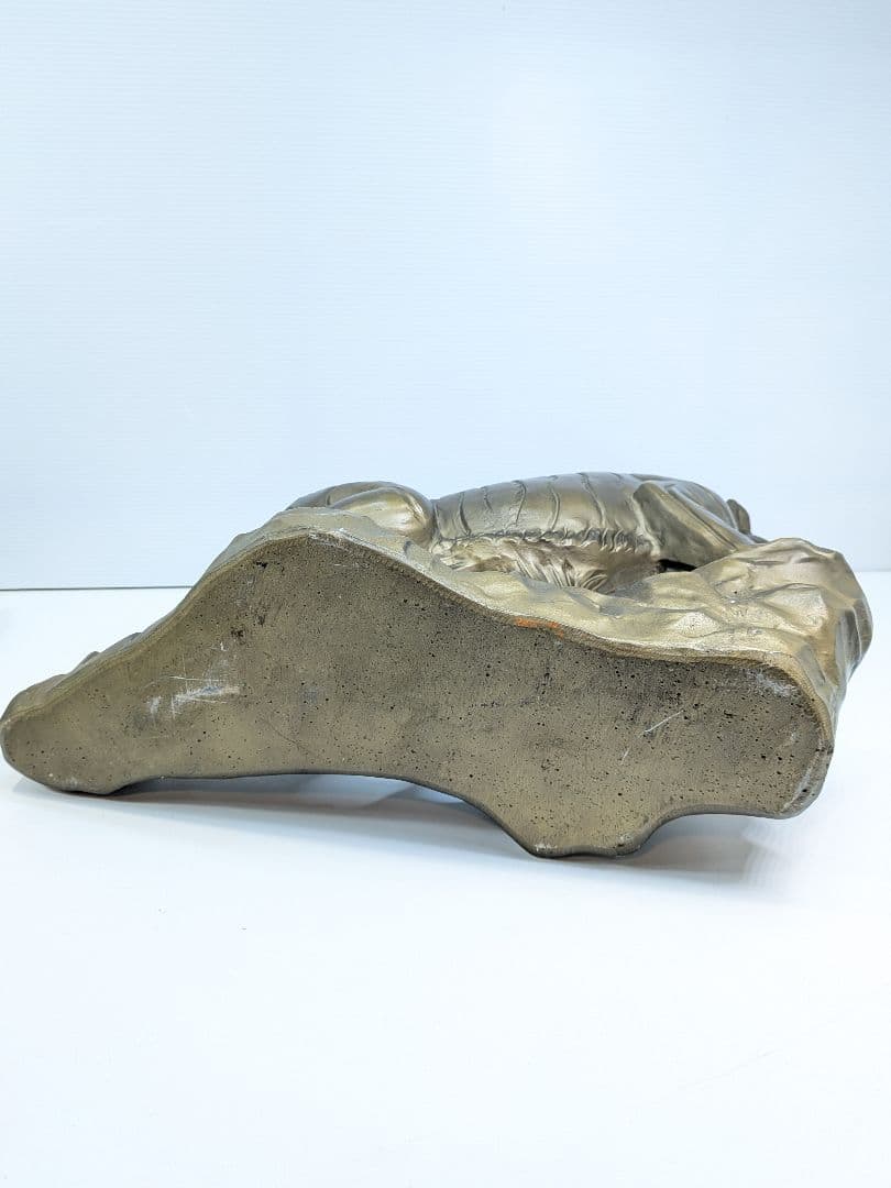 P972 ブロンズ風虎の置物