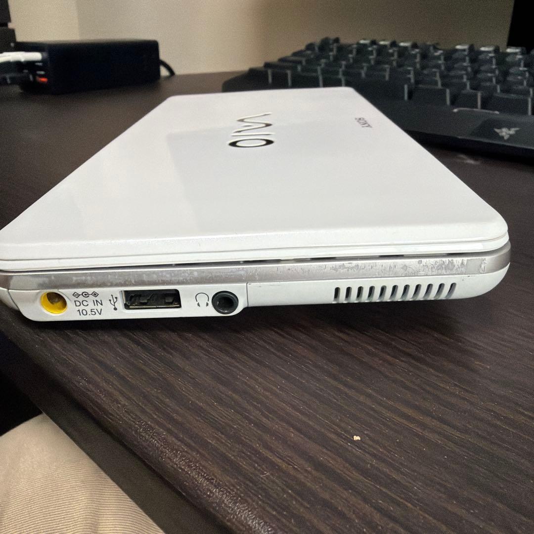 SONY VAIO　type P　VGN-P80H ホワイト　ソニ