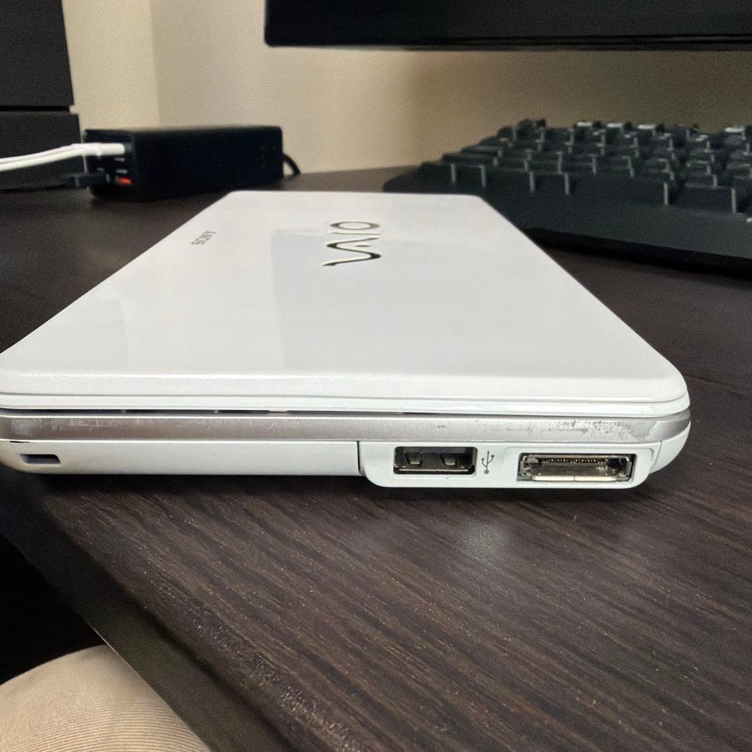 SONY VAIO　type P　VGN-P80H ホワイト　ソニ
