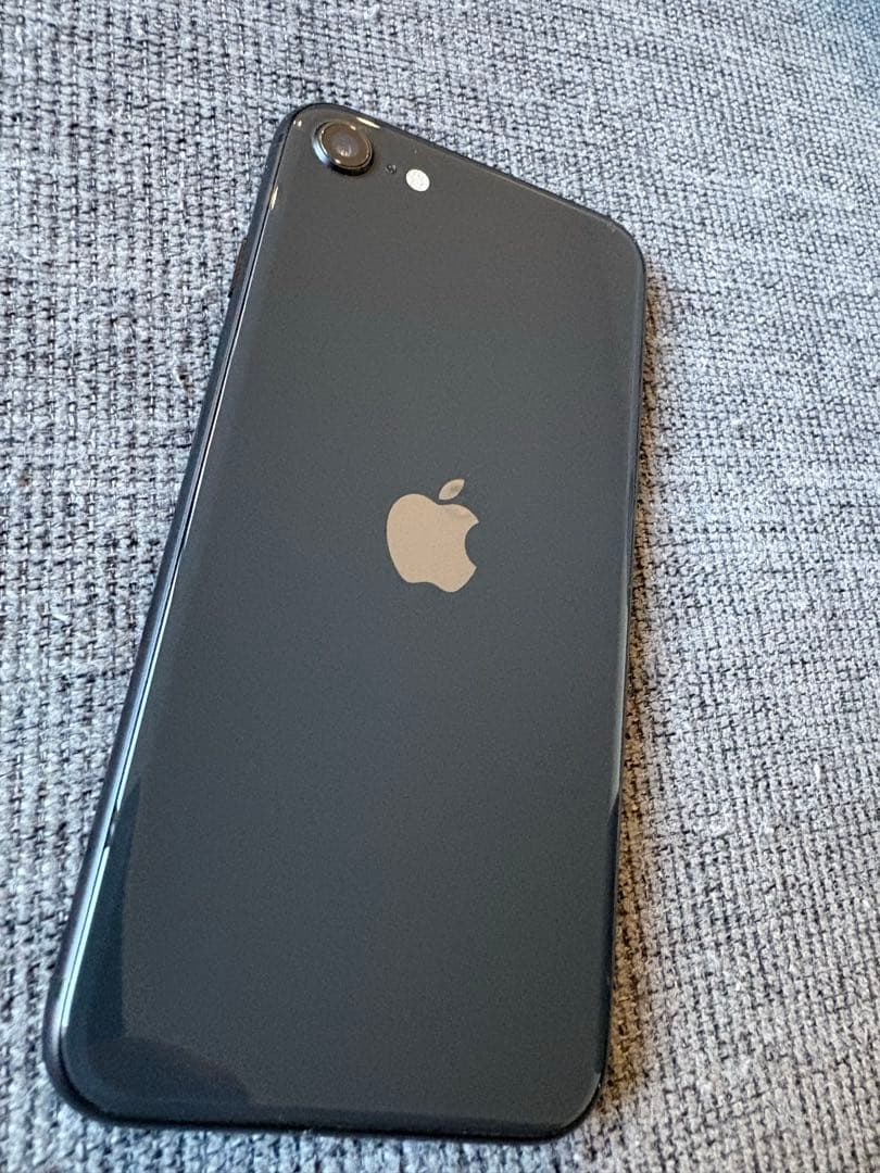 iPhone SE 第2世代 SE2 64GB ブラック SIMロック解除済み