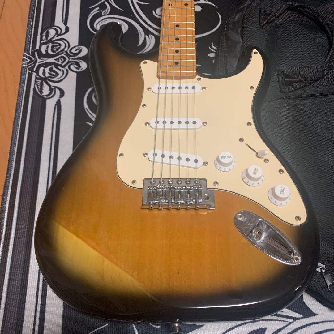 Mavis　メイビス　石橋楽器　ストラトタイプ　メイプル指板　入門者向け