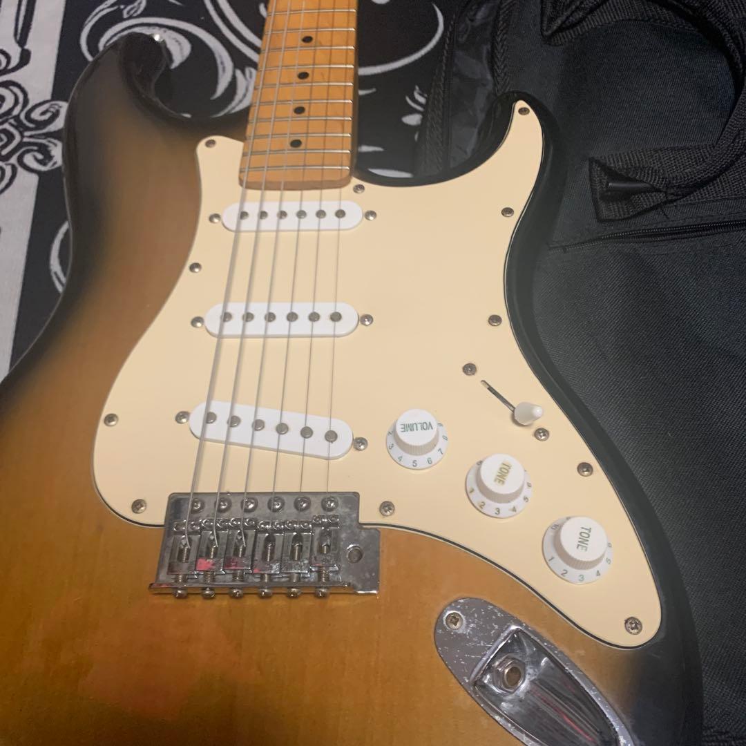 Mavis　メイビス　石橋楽器　ストラトタイプ　メイプル指板　入門者向け