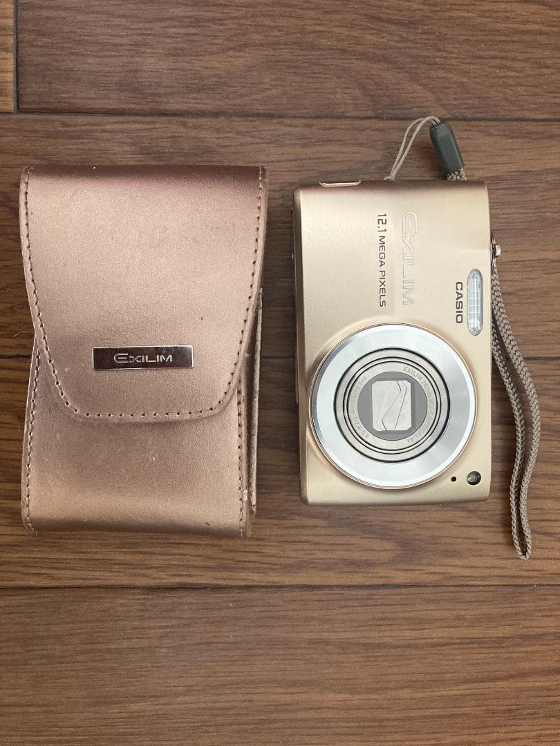 【美品】CASIO EXILIM 12.1メガピクセル デジタルカメラ
