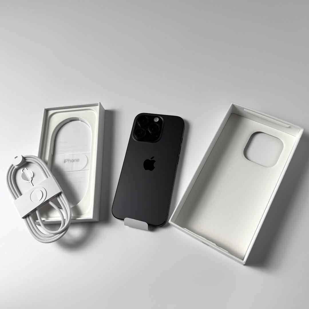 香港版 iPhone 16 Pro Black Titanium 256GB