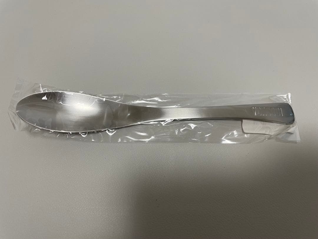 YOASOBIカレー皿とカレースプーン