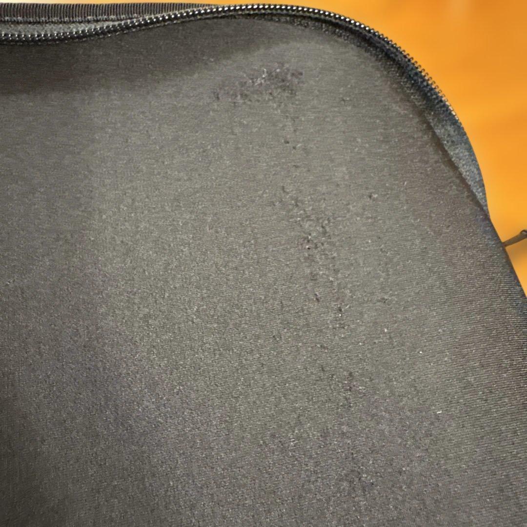 TUMI ブラック　PCクッションケース
