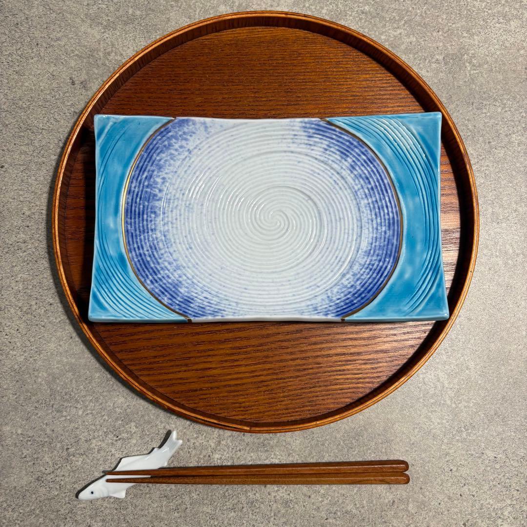 有田焼　波紋　足付き平皿　2枚セット　高台皿　料亭　和食器　水面　青　白　渦巻き