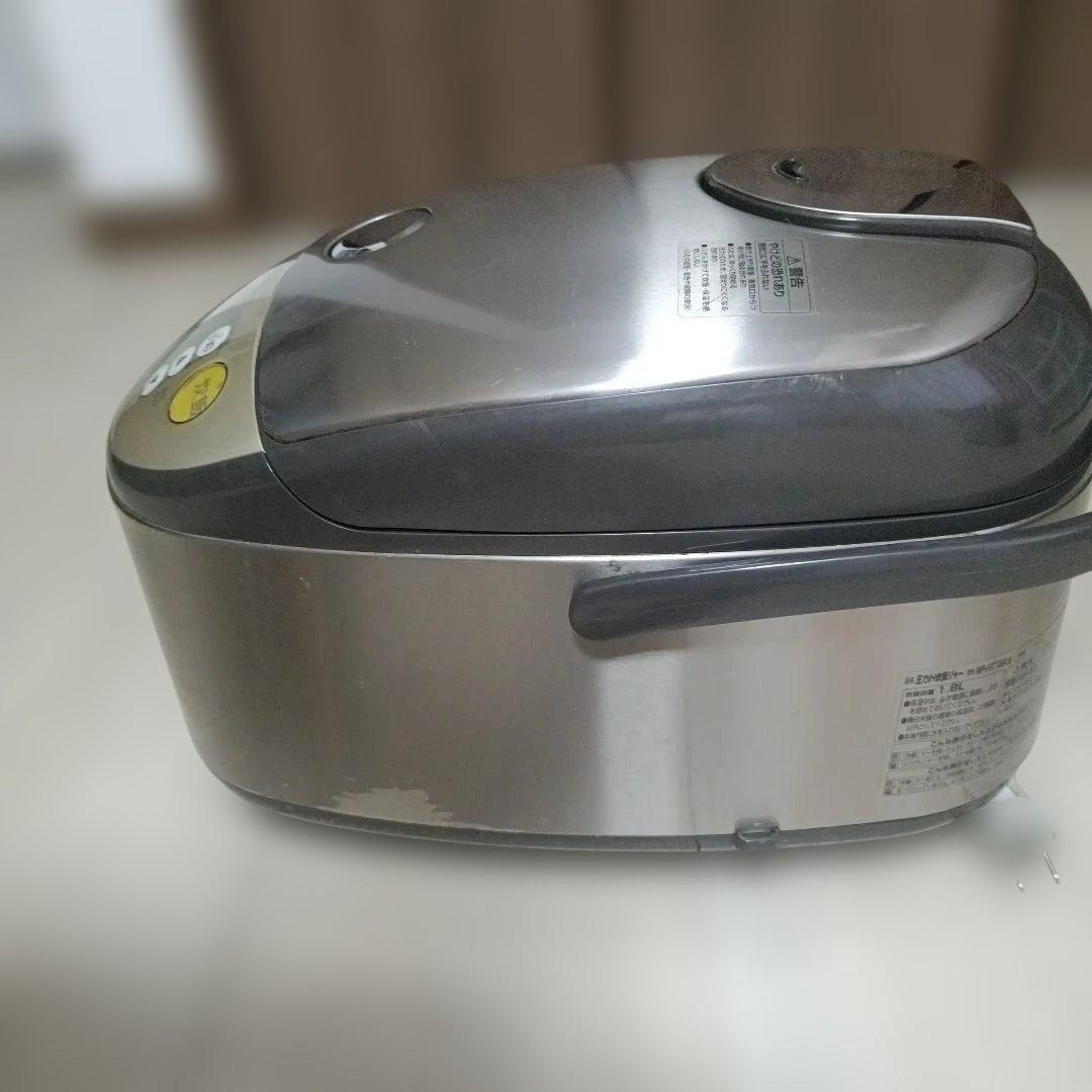 【中古品】象印 圧力IH炊飯ジャー 1升炊き NP-HT18A