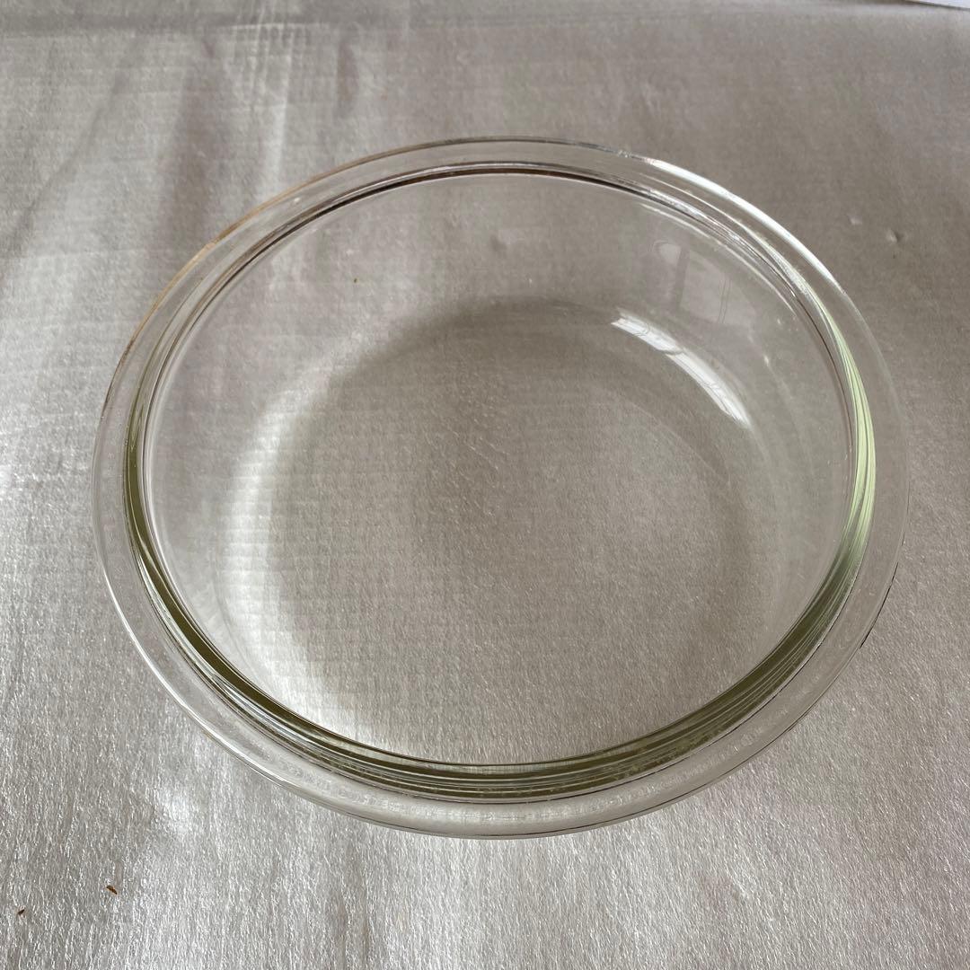 Pyrex パイレックス　イワキ　耐熱皿　ボール　グラタン皿　パン　サラダ