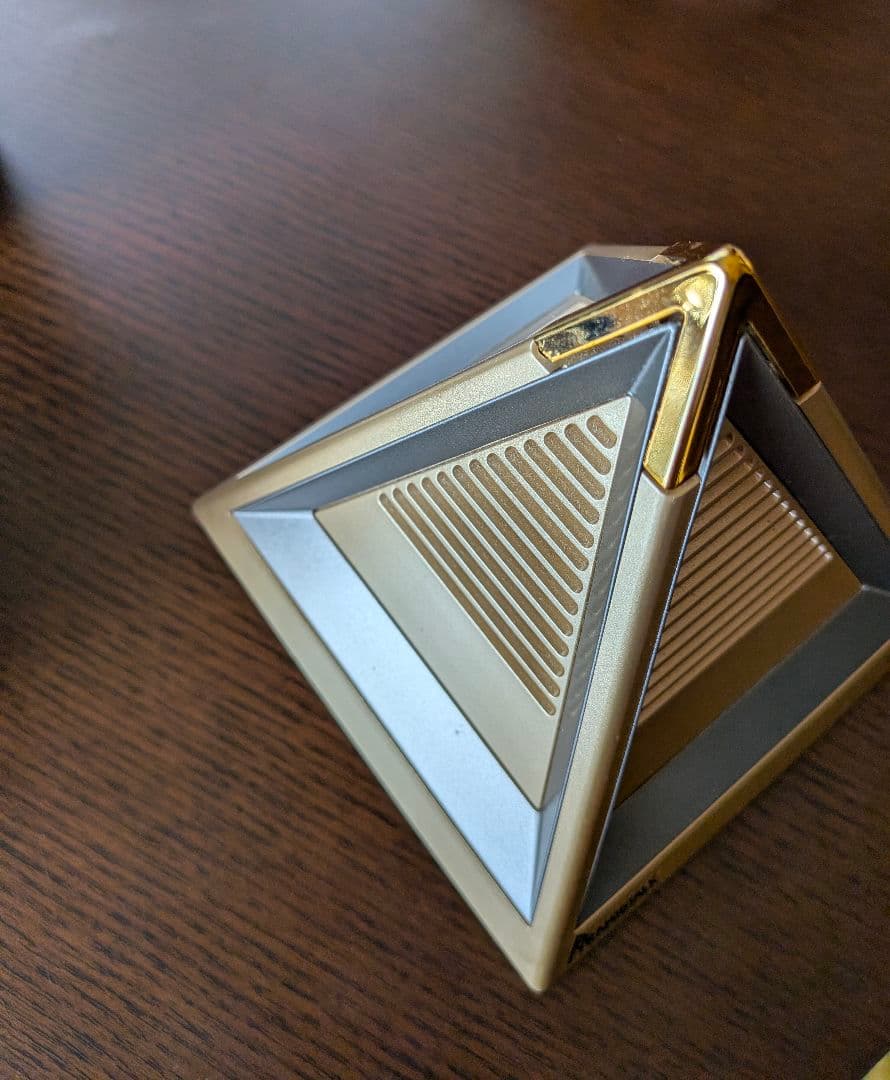 【稀少】SEIKO ピラミッド型置時計 スピーカー機能付き