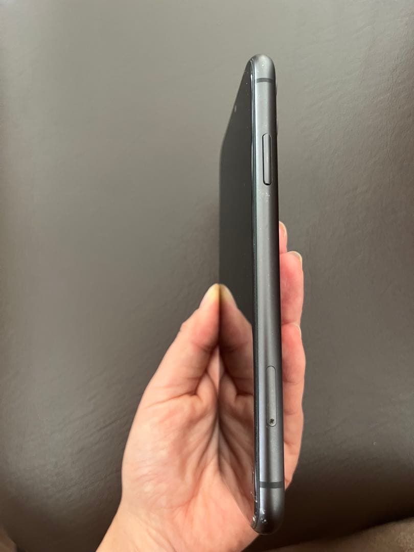 iPhone 11 本体　128GB ブラック　バッテリー最大容量82％　修理品