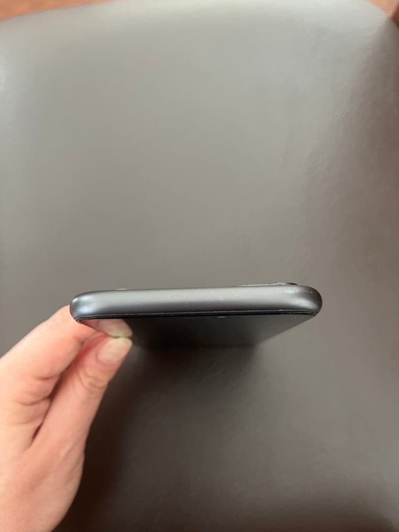 iPhone 11 本体　128GB ブラック　バッテリー最大容量82％　修理品