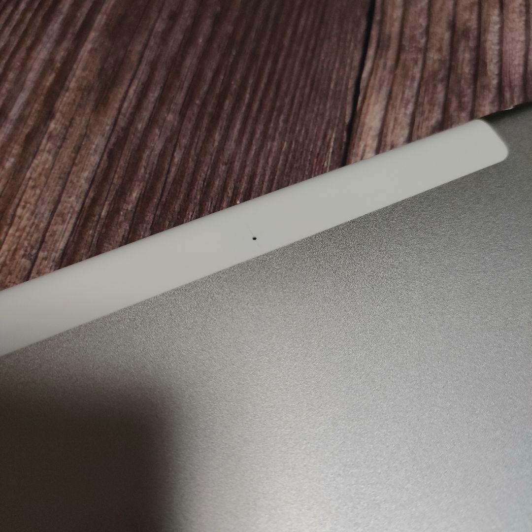 iPad 第6世代 32GB シルバー SIMフリー 超美品 バッテリー96%