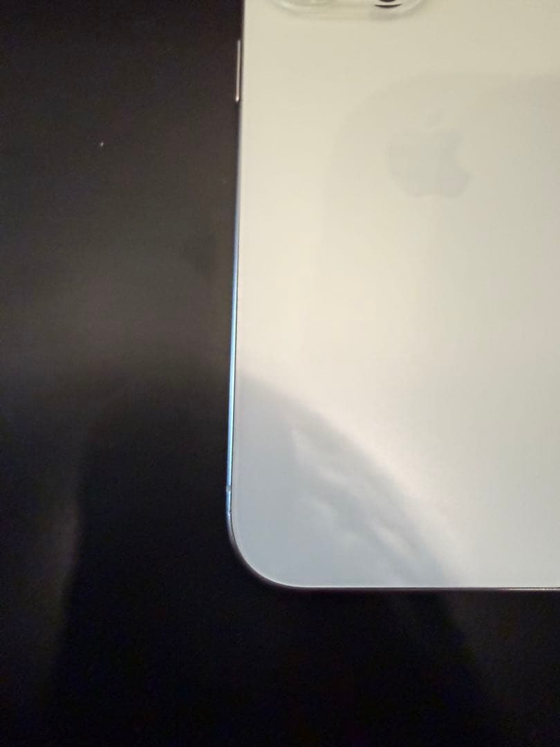 Apple iPhone 15 Pro Max 256G 背面傷あり