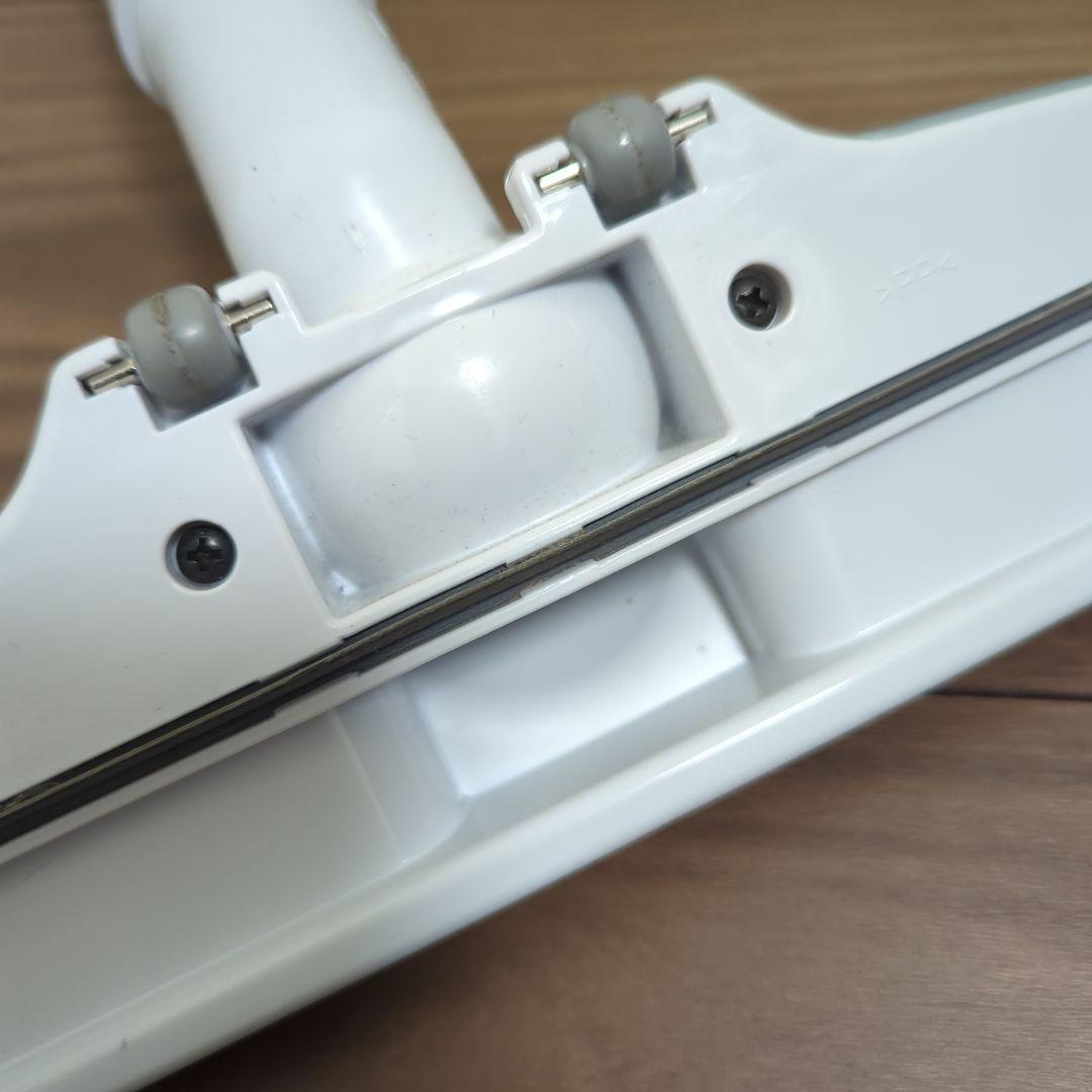 マキタ 充電式クリーナ 10.8V バッテリー・充電器付 CL107FDSHW