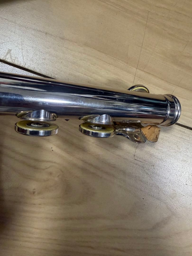 Jupiter SFL-611 フルート 本体 ケース付き