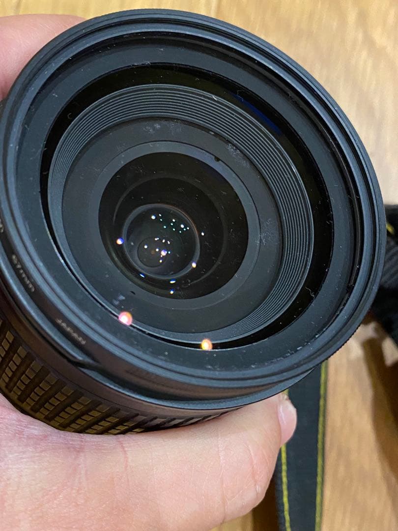 Nikon D3100 デジタル一眼　AF-S 18-135 動作品