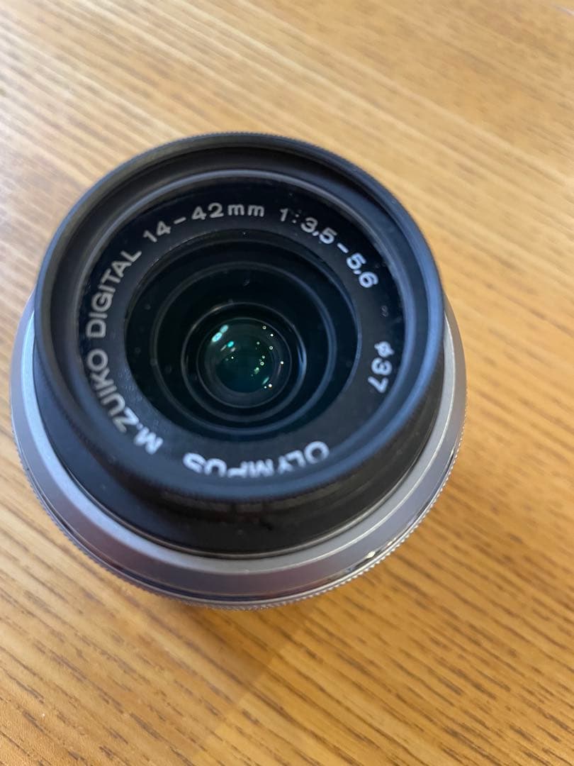 OLYMPUS PEN light E-PL6 ミラーレス一眼レフ　カメラ