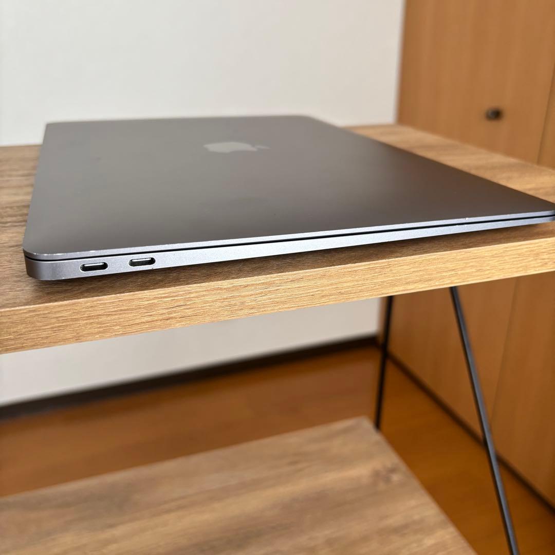 MacBook本体 MacBook Air M1 16GB/512GB