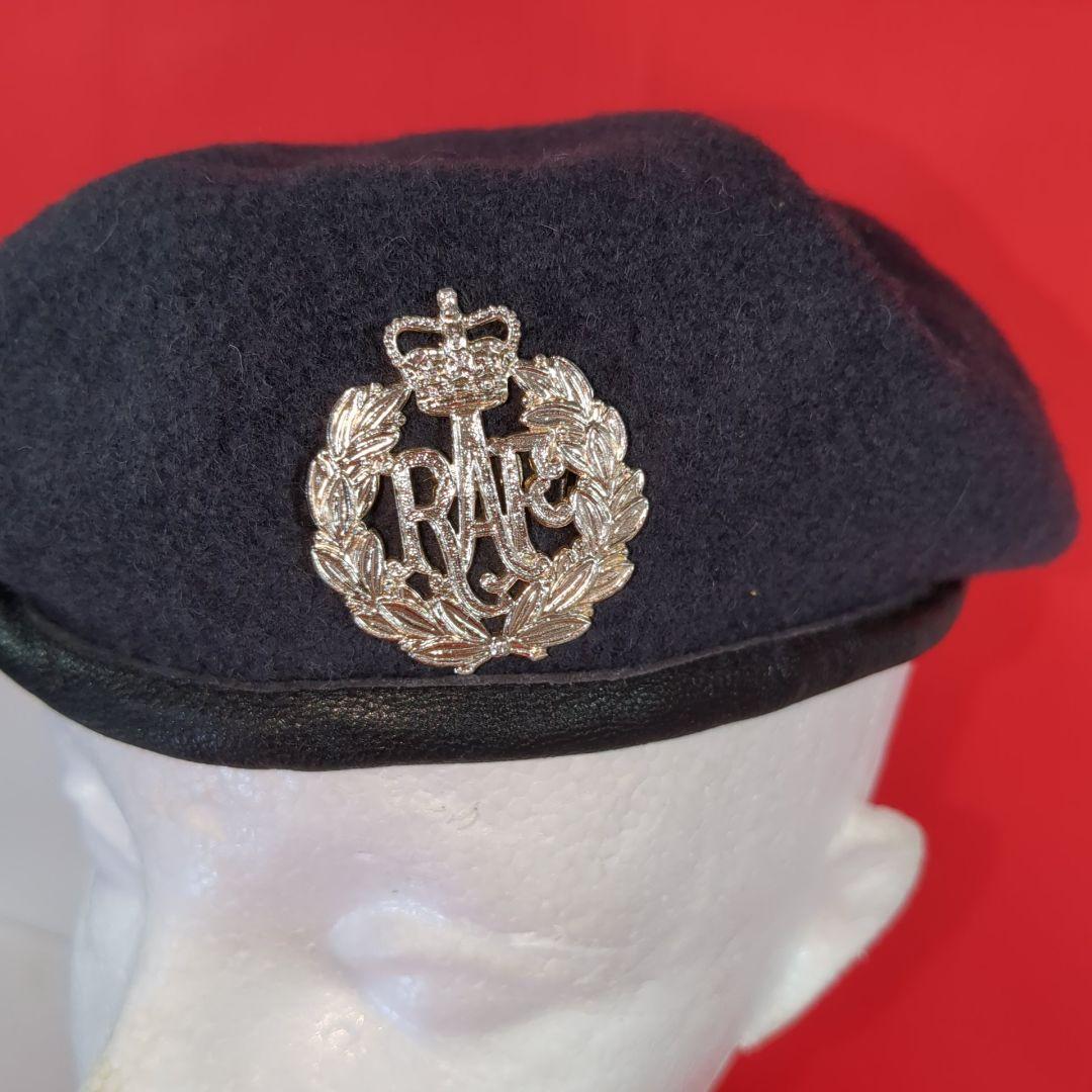 【実物美品】イギリス空軍 MTPジャケット & ベレー帽（フルパッチ）