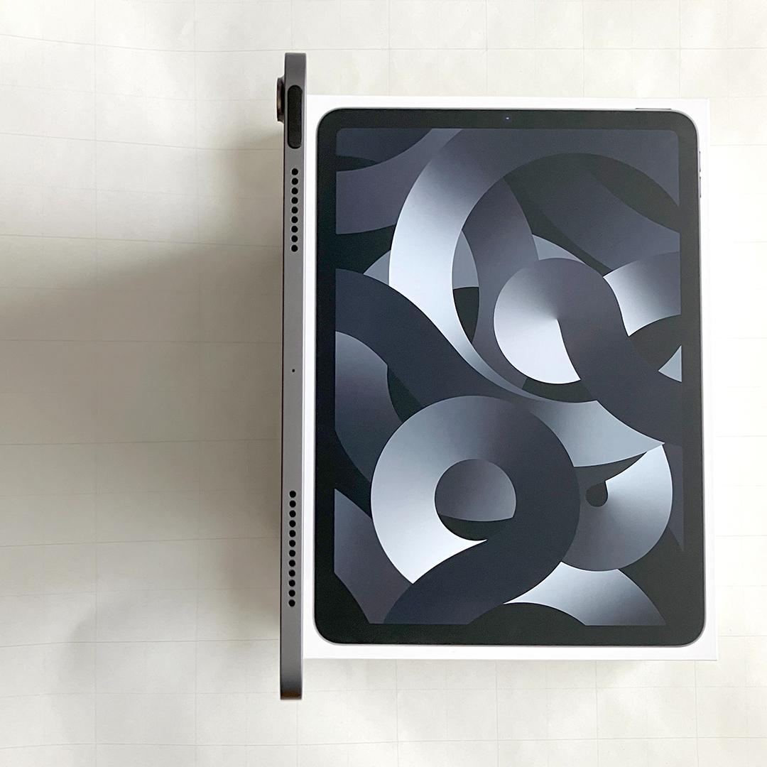 Apple iPad Air 第5世代 10.9インチ スペースグレー 本体