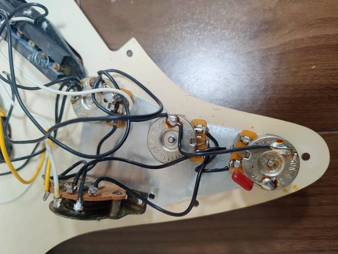 メ*ネ様 Fender Mexico Stratocaster 未組立 未塗装