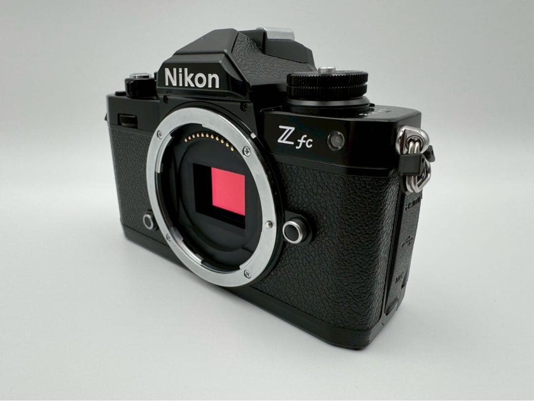 ☆良品【NIKON】Zfc ボディ ショット数3700回未満