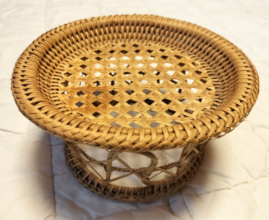 【良品】タイ 伝統工芸 ラタンのカントーク（大小2個セット）