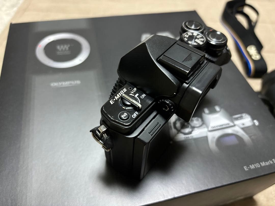 再値下げ！OLYMPUS OM-D E-M10 Mark II