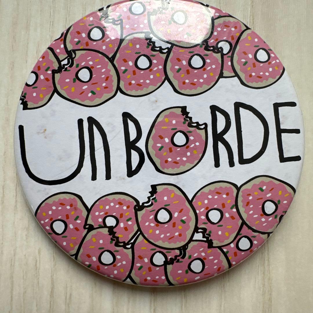 unBORDE アンボルデ　Tシャツ　　缶バッジ　ナップザック等
