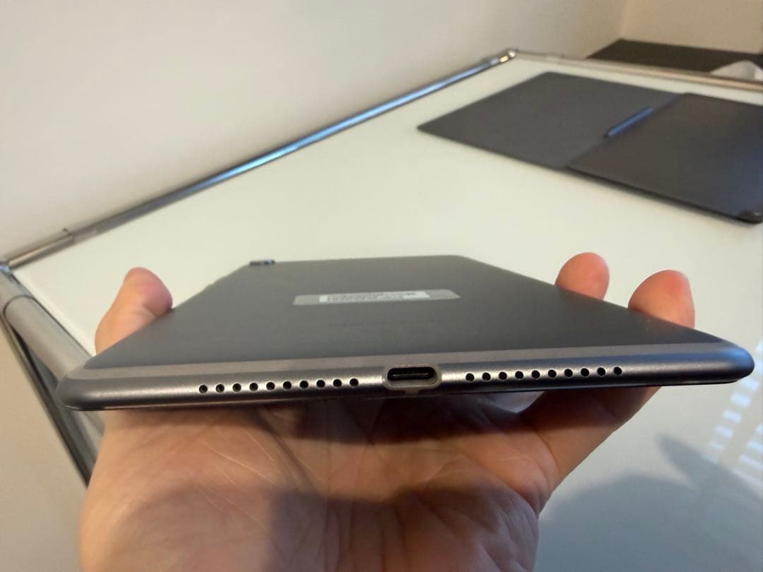 HUAWEI MediaPad M5 8.4インチ LTE SHT-AL09