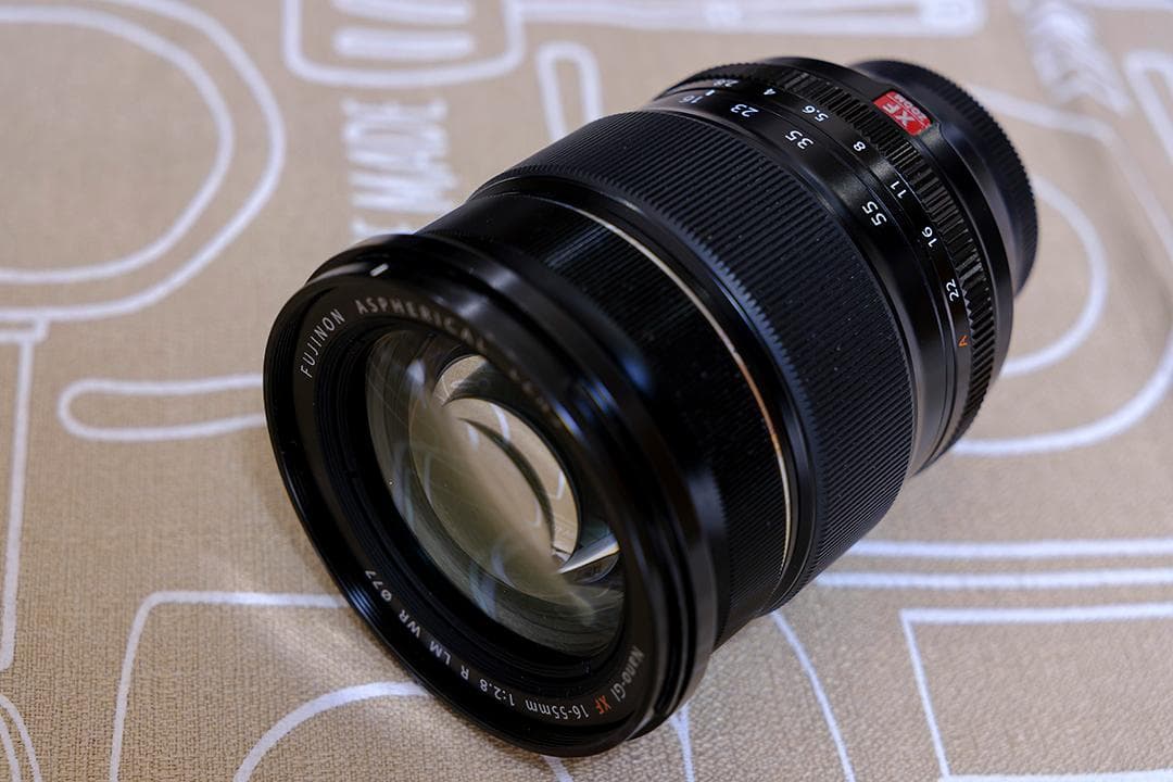 【美品】 富士フイルム XF16-55mmF2.8 R LM WR