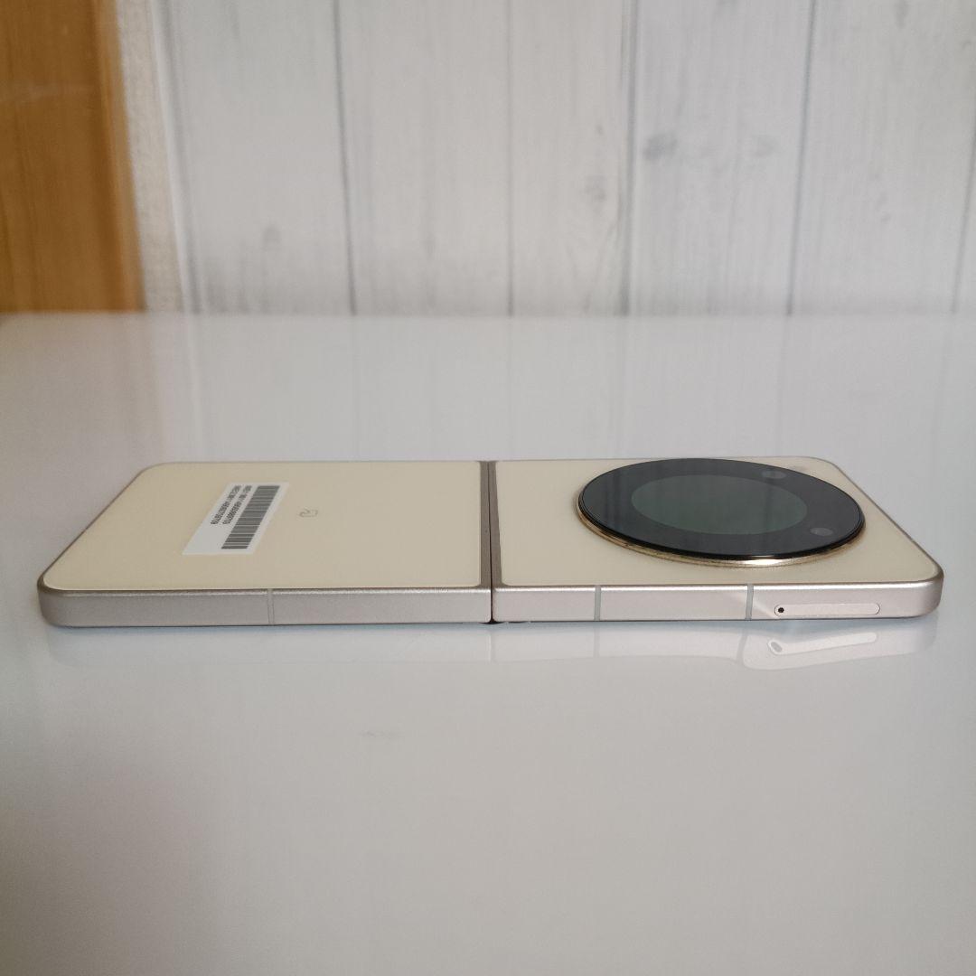 【匿名配送】 Libero Flip 128GB ゴールド A304ZT