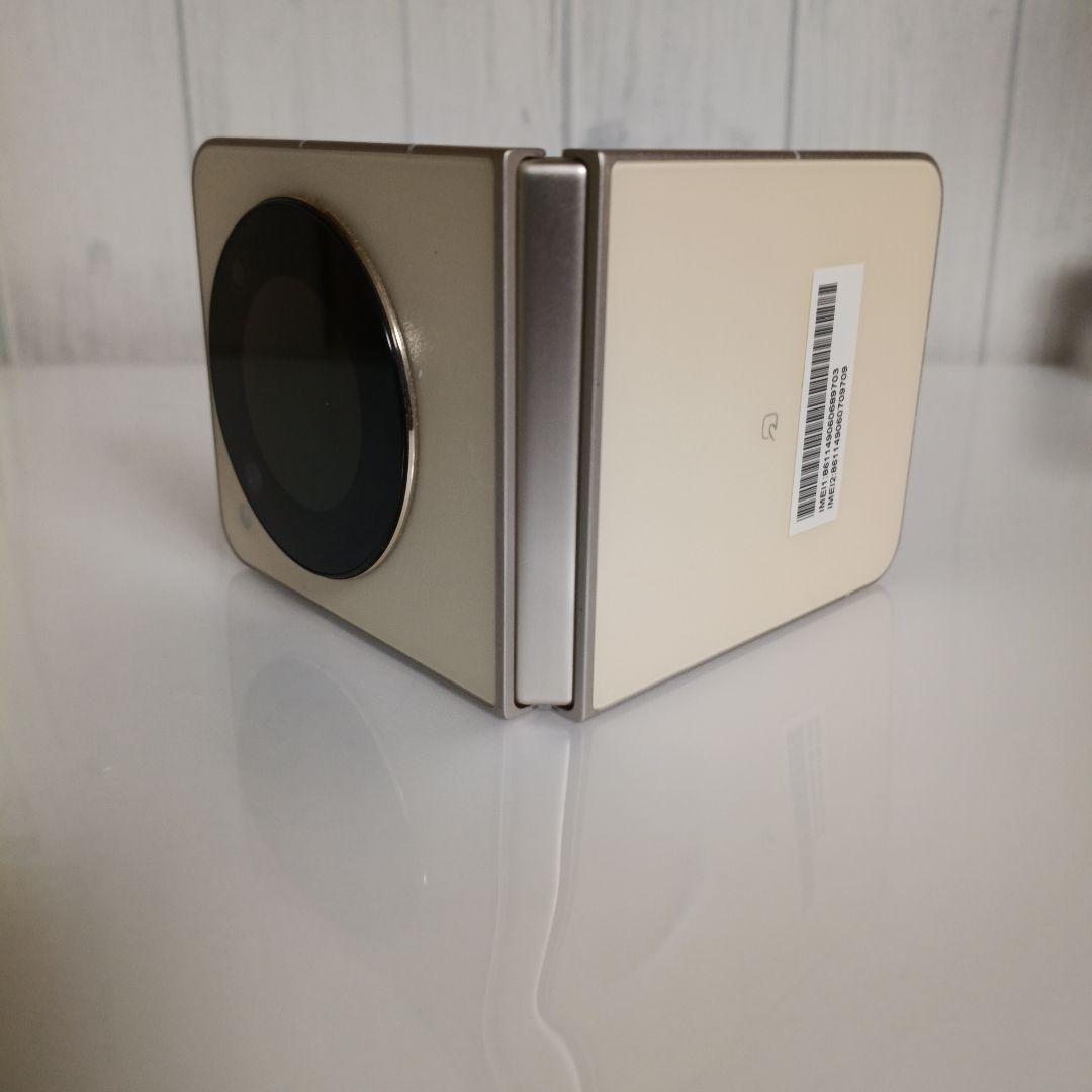 【匿名配送】 Libero Flip 128GB ゴールド A304ZT