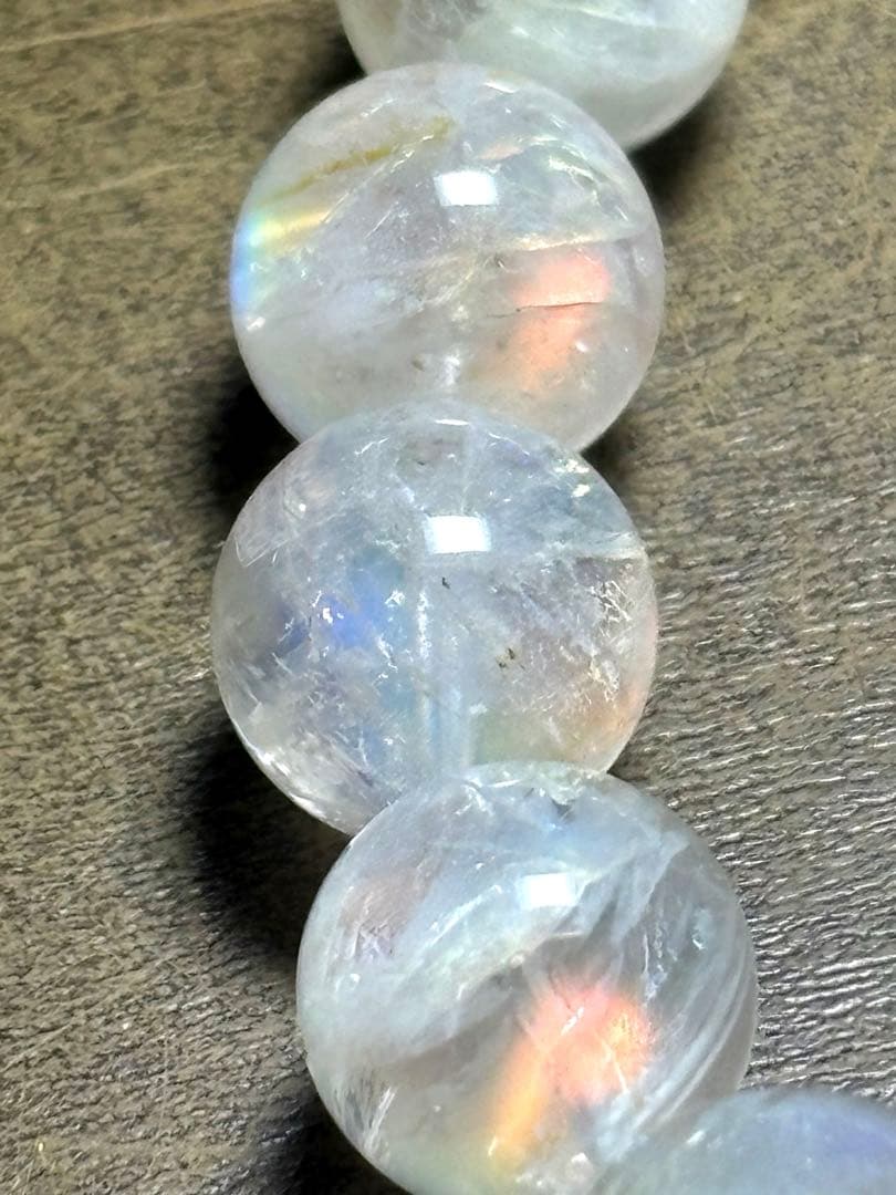 大玉希少　レインボームーンストーンブレスレット11.1㎜（新品未使用）虹色シラー