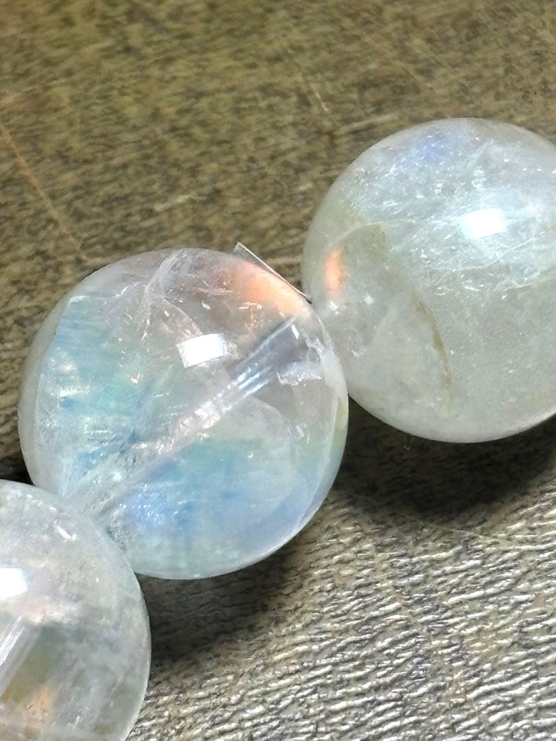 大玉希少　レインボームーンストーンブレスレット11.1㎜（新品未使用）虹色シラー