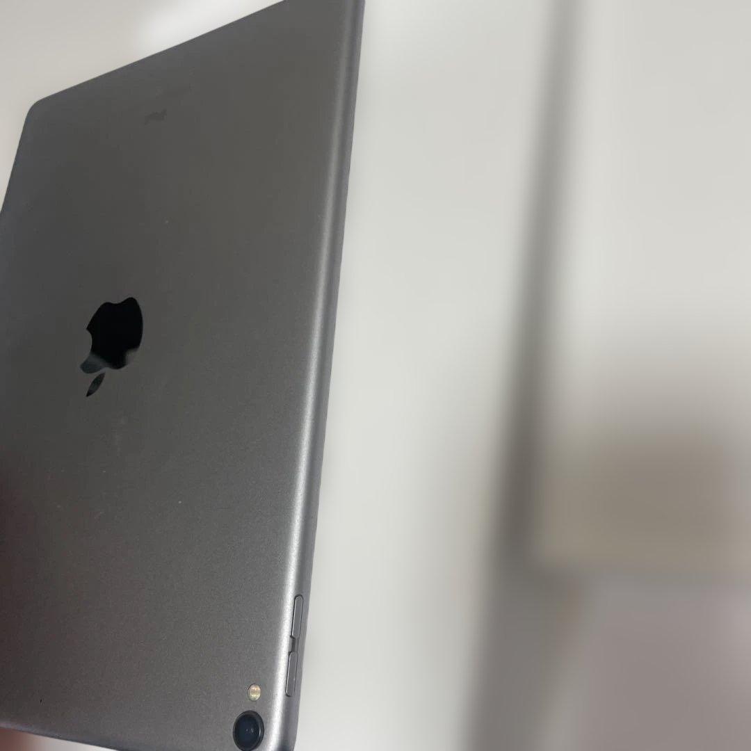 Apple iPad Pro (10.5-inch) 64GB バッテリー91%