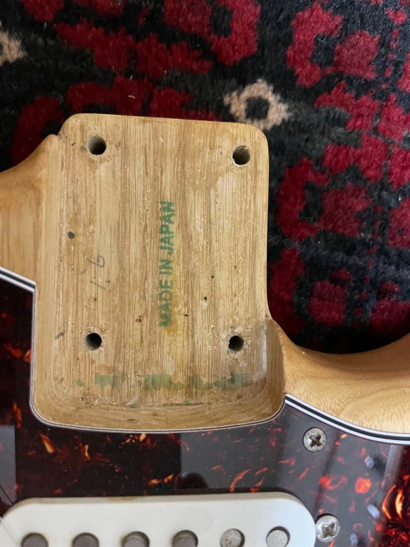 高音質　高品質　ストラトタイプ　コンポーネント カスタム　ギター　guitar