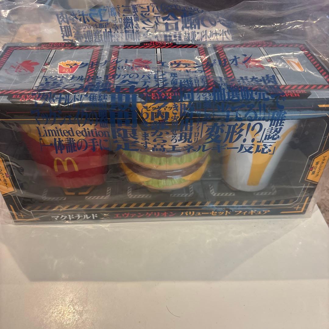 マクドナルド エヴァンゲリオン バリューパック 限定版 フィギュアセット