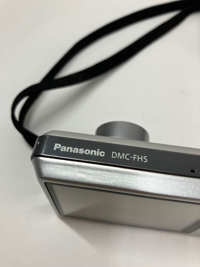 Panasonic LUMIX DMC-FH5 デジタルカメラ シルバー